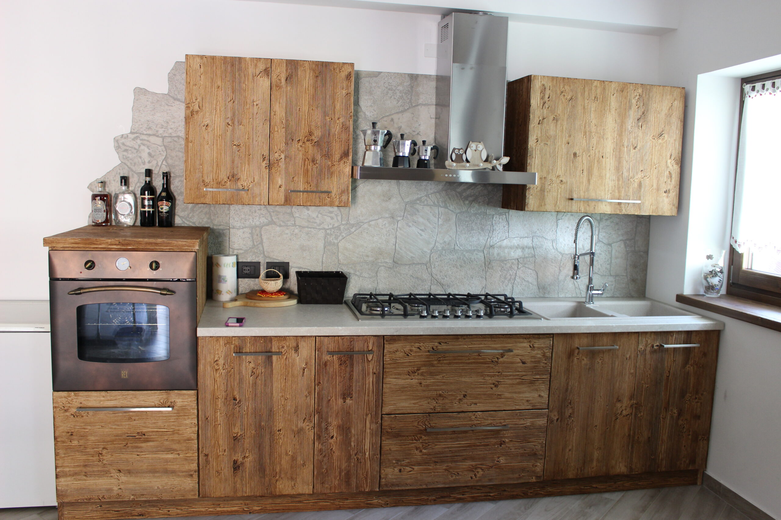 Cucina con cappa